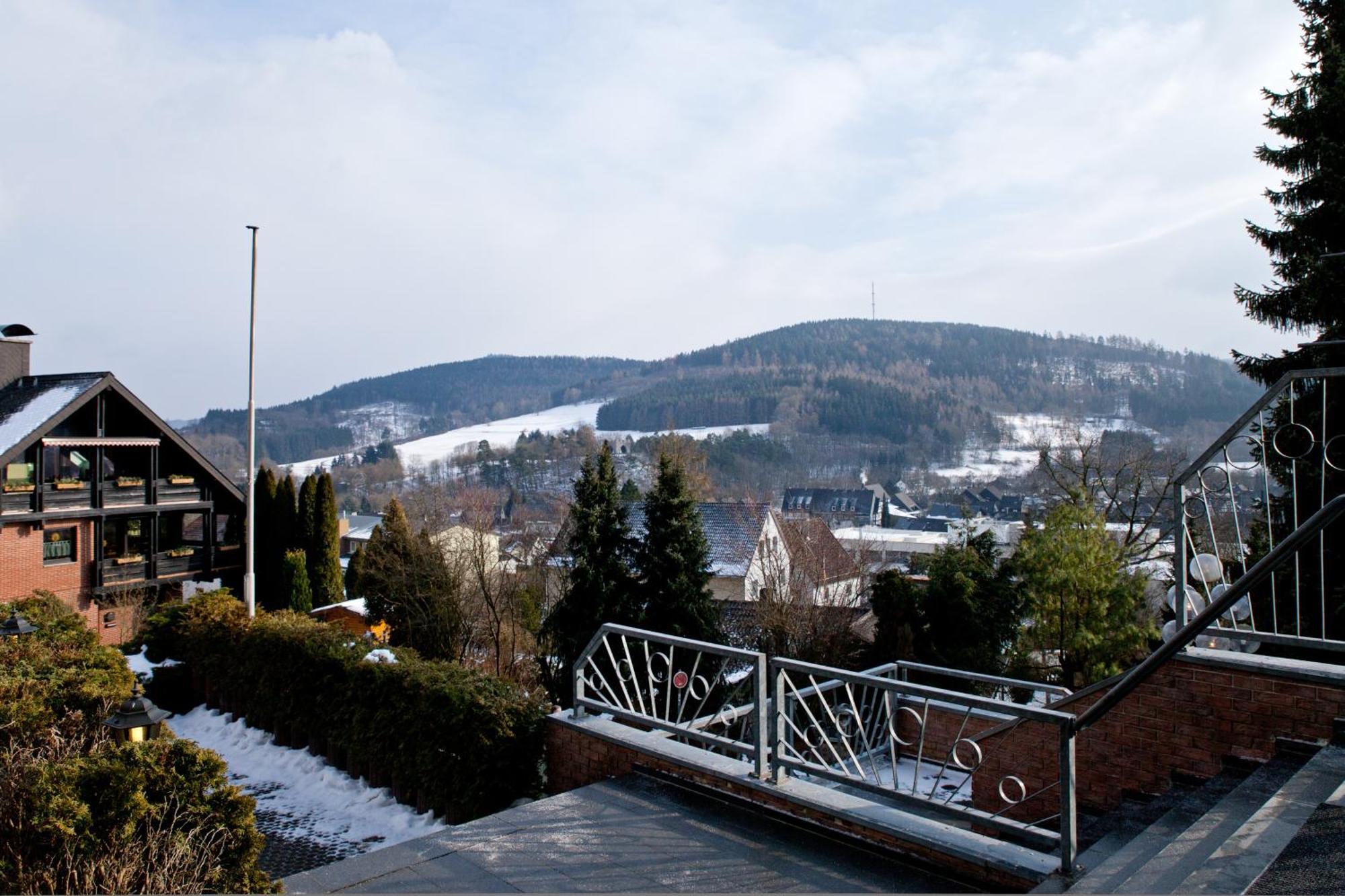 Hotel Am Fang Бад-Ласфе Экстерьер фото